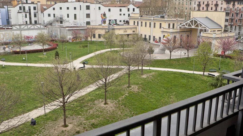Italianway-Zanella Apartment Милано Екстериор снимка