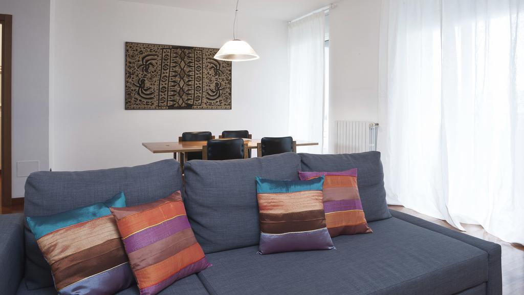 Italianway-Zanella Apartment Милано Екстериор снимка